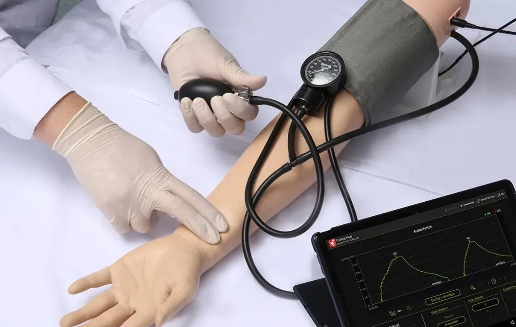 [BT-CEAB2] Blood Pressure/Pulse Assessment Simulator (Tablet Included)