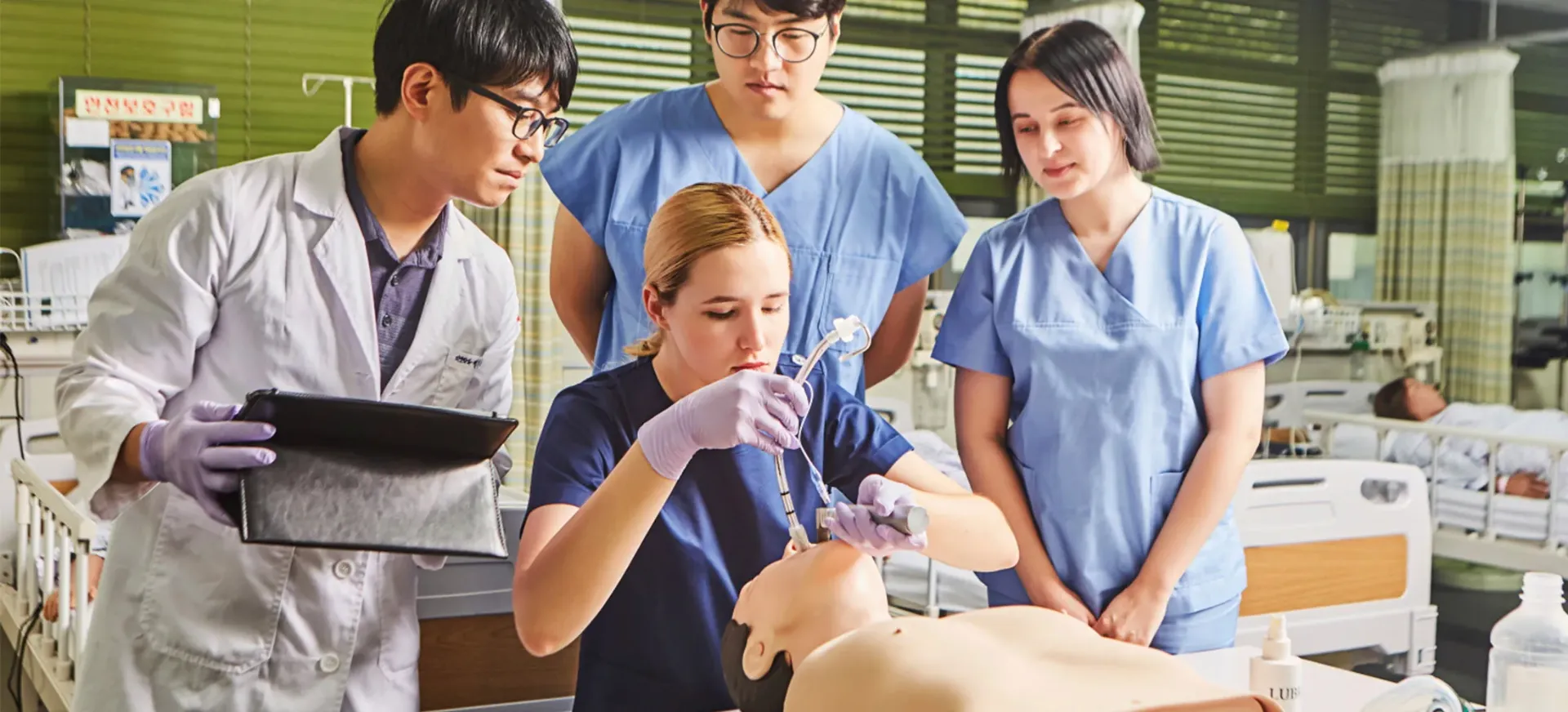 Difficult Airway Management Simulator (Tablet Included)